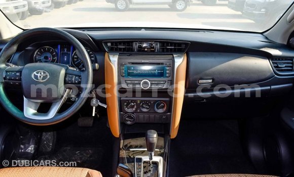 Comprar Importar Toyota Fortuner De outros Carro em Import - Dubai em Cabo Delgado Comprar Importar Toyota Fortuner De outros Carro em Import - Dubai em Cabo Delgado