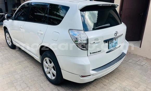 Comprar Usado Toyota Vanguard De outros Carro em Maputo em Maputo Comprar Usado Toyota Vanguard De outros Carro em Maputo em Maputo