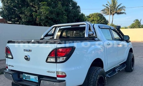 Comprar Usado Mazda BT-50 De outros Carro em Maputo em Maputo Comprar Usado Mazda BT-50 De outros Carro em Maputo em Maputo