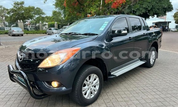 Comprar Usado Mazda BT-50 De outros Carro em Maputo em Maputo Comprar Usado Mazda BT-50 De outros Carro em Maputo em Maputo