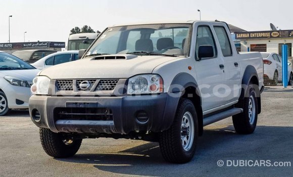Comprar Importar Nissan NP 300 Branco Carro em Import - Dubai em Cabo Delgado Comprar Importar Nissan NP 300 Branco Carro em Import - Dubai em Cabo Delgado