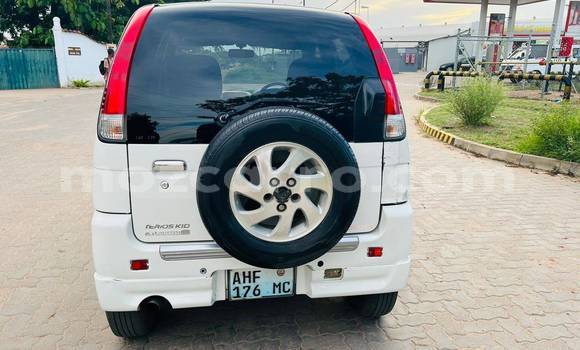 Comprar Usado Toyota 4Runner Branco Carro em Bela Vista em Maputo Comprar Usado Toyota 4Runner Branco Carro em Bela Vista em Maputo