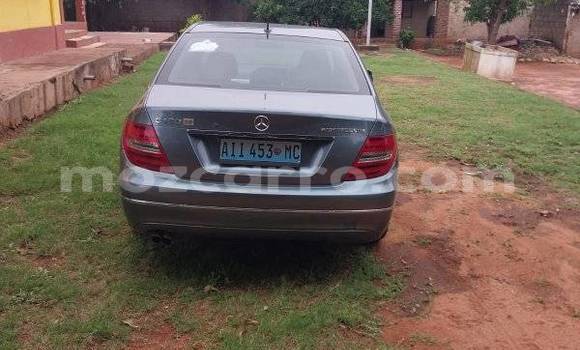 Comprar Usado Mercedes‒Benz C-Class De outros Carro em Búzi em Sofala Comprar Usado Mercedes‒Benz C-Class De outros Carro em Búzi em Sofala