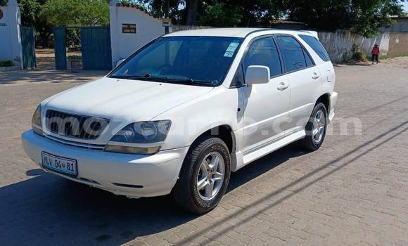 Comprar Usado Toyota Harrier Branco Carro em Bela Vista em Maputo Comprar Usado Toyota Harrier Branco Carro em Bela Vista em Maputo
