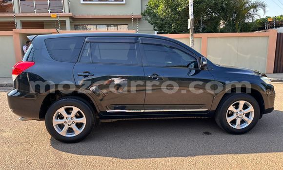 Nunua Ilio tumika Toyota Vanguard Nyeusi Gari ndani ya Maputo nchini Maputo Nunua Ilio tumika Toyota Vanguard Nyeusi Gari ndani ya Maputo nchini Maputo