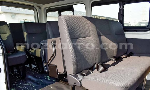 Comprar Importar Toyota Hiace Branco Carro em Import - Dubai em Cabo Delgado Comprar Importar Toyota Hiace Branco Carro em Import - Dubai em Cabo Delgado