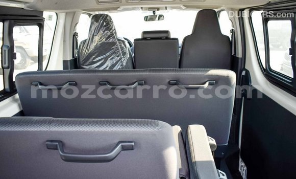 Comprar Importar Toyota Hiace Branco Carro em Import - Dubai em Cabo Delgado Comprar Importar Toyota Hiace Branco Carro em Import - Dubai em Cabo Delgado