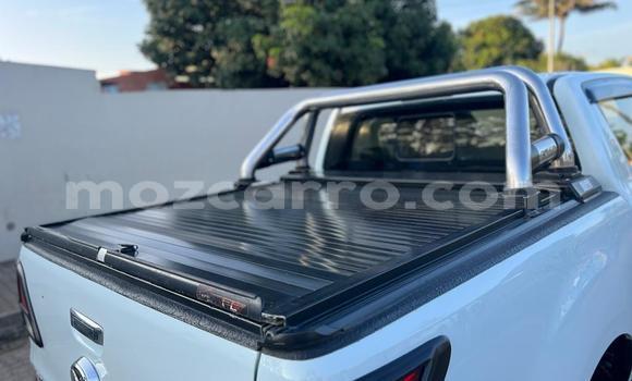 Buy Used Mazda BT-50 White Car in Maputo in Maputo Buy Used Mazda BT-50 White Car in Maputo in Maputo