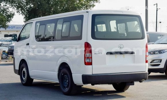 Comprar Importar Toyota Hiace Branco Carro em Import - Dubai em Cabo Delgado Comprar Importar Toyota Hiace Branco Carro em Import - Dubai em Cabo Delgado