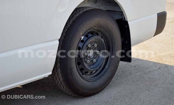 Comprar Importar Toyota Hiace Branco Carro em Import - Dubai em Cabo Delgado Comprar Importar Toyota Hiace Branco Carro em Import - Dubai em Cabo Delgado