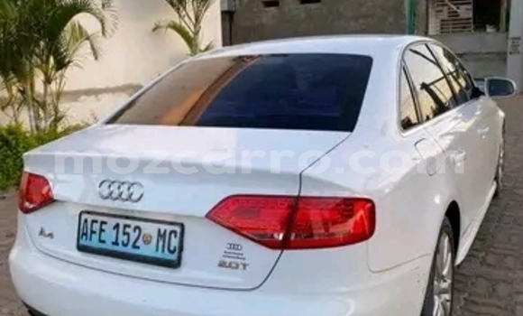 Nunua Ilio tumika Audi A4 Nyeupe Gari ndani ya Maputo nchini Maputo Nunua Ilio tumika Audi A4 Nyeupe Gari ndani ya Maputo nchini Maputo