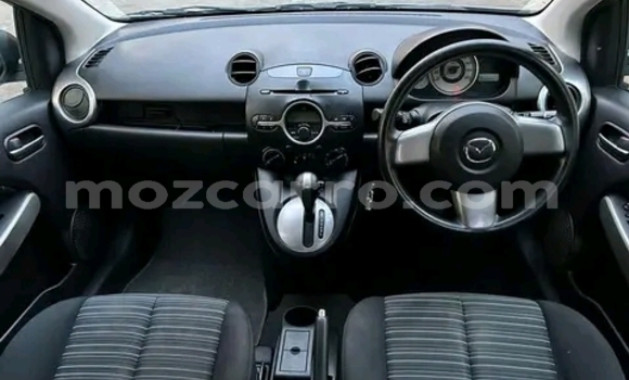 Nunua Ilio tumika Mazda Demio Bluu Gari ndani ya Maputo nchini Maputo Nunua Ilio tumika Mazda Demio Bluu Gari ndani ya Maputo nchini Maputo