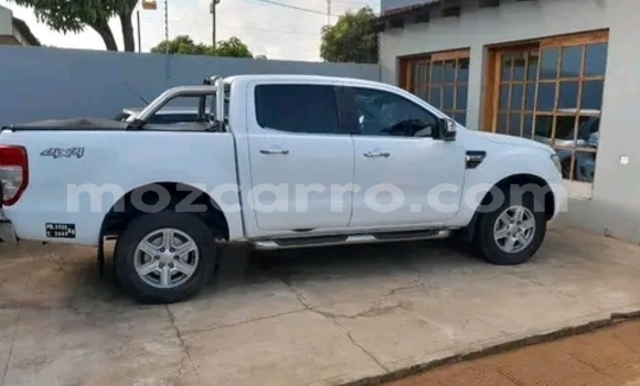 Comprar Usado Ford Ranger Branco Carro em Maputo em Maputo