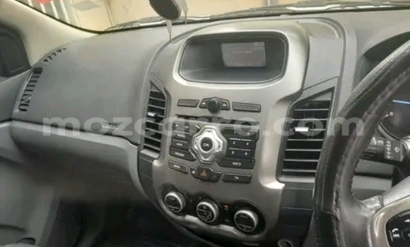 Nunua Ilio tumika Ford Ranger Nyeupe Gari ndani ya Maputo nchini Maputo Nunua Ilio tumika Ford Ranger Nyeupe Gari ndani ya Maputo nchini Maputo