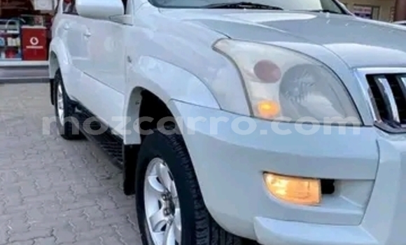 Nunua Ilio tumika Toyota Land Cruiser Prado Nyeupe Gari ndani ya Maputo nchini Maputo Nunua Ilio tumika Toyota Land Cruiser Prado Nyeupe Gari ndani ya Maputo nchini Maputo