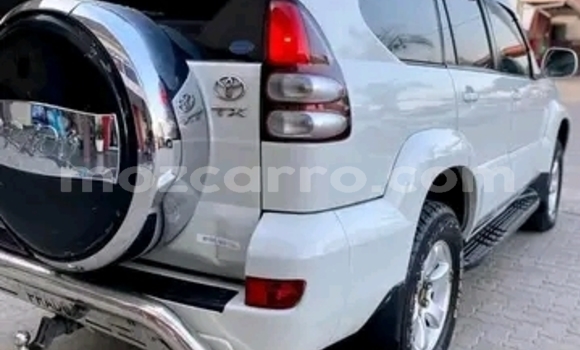 Nunua Ilio tumika Toyota Land Cruiser Prado Nyeupe Gari ndani ya Maputo nchini Maputo Nunua Ilio tumika Toyota Land Cruiser Prado Nyeupe Gari ndani ya Maputo nchini Maputo