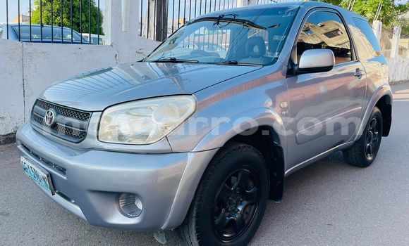 Tenga Tsaru Toyota RAV4 Zvimwe Mota in Maputo in Maputo Tenga Tsaru Toyota RAV4 Zvimwe Mota in Maputo in Maputo