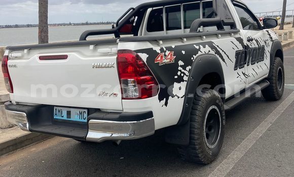 Nunua Ilio tumika Toyota Hiluxe Revo Nyeupe Gari ndani ya Maputo nchini Maputo Nunua Ilio tumika Toyota Hiluxe Revo Nyeupe Gari ndani ya Maputo nchini Maputo
