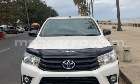 Nunua Ilio tumika Toyota Hiluxe Revo Nyeupe Gari ndani ya Maputo nchini Maputo Nunua Ilio tumika Toyota Hiluxe Revo Nyeupe Gari ndani ya Maputo nchini Maputo