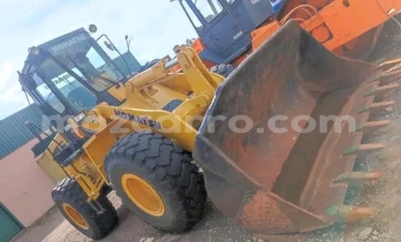 Nunua Ilio tumika Kombat T98 Nyingine Gari ndani ya Maputo nchini Maputo Nunua Ilio tumika Kombat T98 Nyingine Gari ndani ya Maputo nchini Maputo