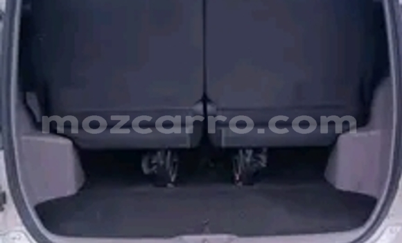 Nunua Ilio tumika Toyota Noah Nyeupe Gari ndani ya Maputo nchini Maputo Nunua Ilio tumika Toyota Noah Nyeupe Gari ndani ya Maputo nchini Maputo