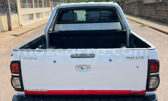 Buy Used Toyota Hilux White Car in Maputo in Maputo Buy Used Toyota Hilux White Car in Maputo in Maputo