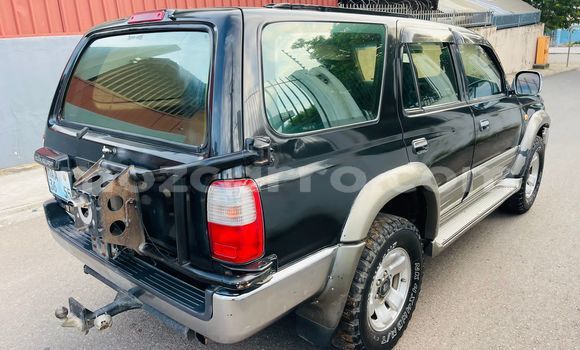 Comprar Usado Toyota Hilux Surf Azul Carro em Maputo em Maputo Comprar Usado Toyota Hilux Surf Azul Carro em Maputo em Maputo