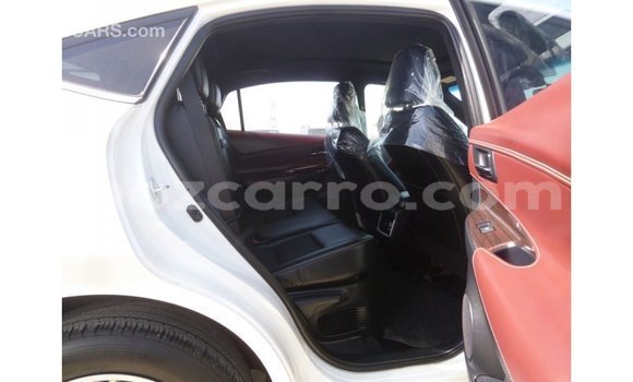 Nunua Imported Toyota Harrier Nyeupe Gari ndani ya Import - Dubai nchini Cabo Delgado Nunua Imported Toyota Harrier Nyeupe Gari ndani ya Import - Dubai nchini Cabo Delgado