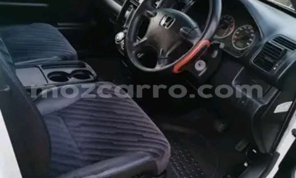 Nunua Ilio tumika Honda CR-V Nyeupe Gari ndani ya Maputo nchini Maputo Nunua Ilio tumika Honda CR-V Nyeupe Gari ndani ya Maputo nchini Maputo