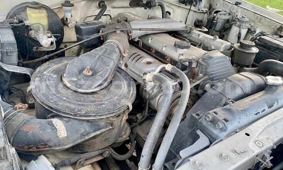 Buy Used Toyota Land Cruiser White Car in Maputo in Maputo Buy Used Toyota Land Cruiser White Car in Maputo in Maputo