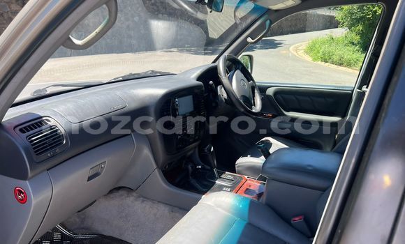 Nunua Ilio tumika Toyota Land Cruiser Nyingine Gari ndani ya Maputo nchini Maputo Nunua Ilio tumika Toyota Land Cruiser Nyingine Gari ndani ya Maputo nchini Maputo