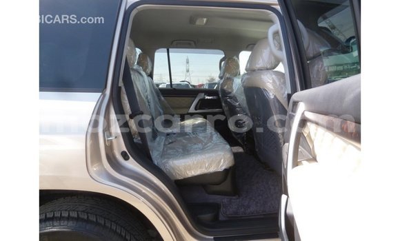 Buy Import Toyota Land Cruiser Other Car in Import - Dubai in Cabo Delgado Buy Import Toyota Land Cruiser Other Car in Import - Dubai in Cabo Delgado