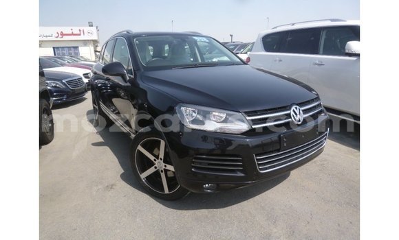 Comprar Importar Volkswagen Touareg Preto Carro em Import - Dubai em Cabo Delgado