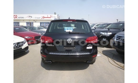 Nunua Imported Volkswagen Touareg Nyeusi Gari ndani ya Import - Dubai nchini Cabo Delgado Nunua Imported Volkswagen Touareg Nyeusi Gari ndani ya Import - Dubai nchini Cabo Delgado