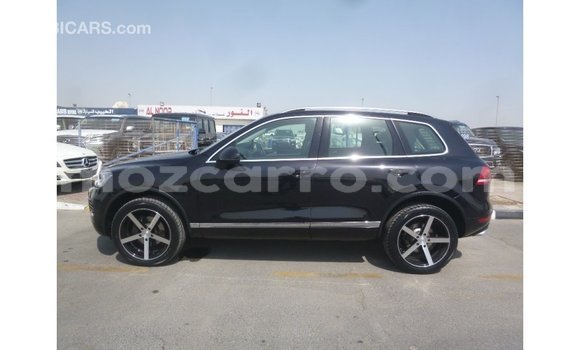 Nunua Imported Volkswagen Touareg Nyeusi Gari ndani ya Import - Dubai nchini Cabo Delgado Nunua Imported Volkswagen Touareg Nyeusi Gari ndani ya Import - Dubai nchini Cabo Delgado