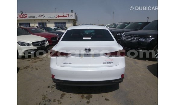 Comprar Importar Lexus IS Branco Carro em Import - Dubai em Cabo Delgado Comprar Importar Lexus IS Branco Carro em Import - Dubai em Cabo Delgado