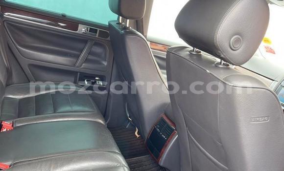 Nunua Ilio tumika Volkswagen Touareg Nyeusi Gari ndani ya Maputo nchini Maputo Nunua Ilio tumika Volkswagen Touareg Nyeusi Gari ndani ya Maputo nchini Maputo