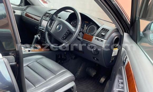 Nunua Ilio tumika Volkswagen Touareg Nyeusi Gari ndani ya Maputo nchini Maputo Nunua Ilio tumika Volkswagen Touareg Nyeusi Gari ndani ya Maputo nchini Maputo