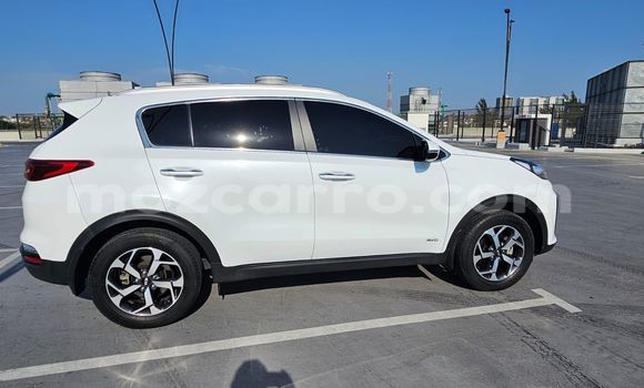 Comprar Usado Kia Sportage Branco Carro em Maputo em Maputo