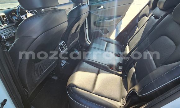 Buy Used Kia Sportage White Car in Maputo in Maputo Buy Used Kia Sportage White Car in Maputo in Maputo