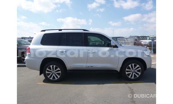 Nunua Imported Toyota Land Cruiser Nyingine Gari ndani ya Import - Dubai nchini Cabo Delgado Nunua Imported Toyota Land Cruiser Nyingine Gari ndani ya Import - Dubai nchini Cabo Delgado