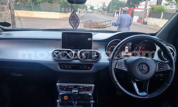 Nunua Ilio tumika Mercedes‒Benz X-klasse Concept Nyeusi Gari ndani ya Maputo nchini Maputo Nunua Ilio tumika Mercedes‒Benz X-klasse Concept Nyeusi Gari ndani ya Maputo nchini Maputo