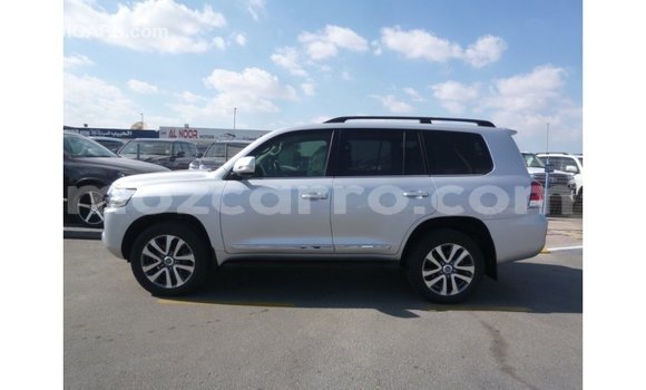 Nunua Imported Toyota Land Cruiser Nyingine Gari ndani ya Import - Dubai nchini Cabo Delgado Nunua Imported Toyota Land Cruiser Nyingine Gari ndani ya Import - Dubai nchini Cabo Delgado
