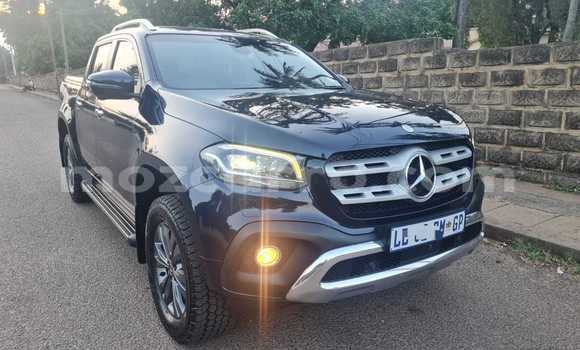 Nunua Ilio tumika Mercedes‒Benz X-klasse Concept Nyeusi Gari ndani ya Maputo nchini Maputo Nunua Ilio tumika Mercedes‒Benz X-klasse Concept Nyeusi Gari ndani ya Maputo nchini Maputo