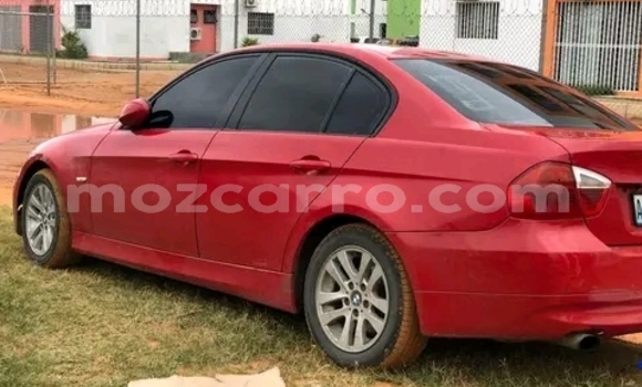 Tenga Tsaru BMW 3-Series Tsvuku Mota in Maputo in Maputo Tenga Tsaru BMW 3-Series Tsvuku Mota in Maputo in Maputo