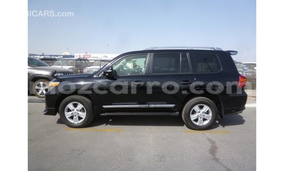 Comprar Importar Toyota Land Cruiser Preto Carro em Import - Dubai em Cabo Delgado Comprar Importar Toyota Land Cruiser Preto Carro em Import - Dubai em Cabo Delgado