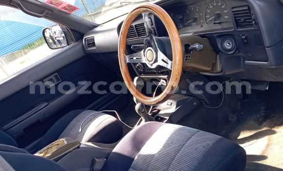 Nunua Ilio tumika Toyota Hilux Surf Nyeusi Gari ndani ya Maputo nchini Maputo Nunua Ilio tumika Toyota Hilux Surf Nyeusi Gari ndani ya Maputo nchini Maputo