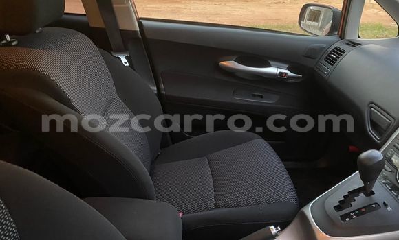 Buy Used Toyota Auris Red Car in Maputo in Maputo Buy Used Toyota Auris Red Car in Maputo in Maputo
