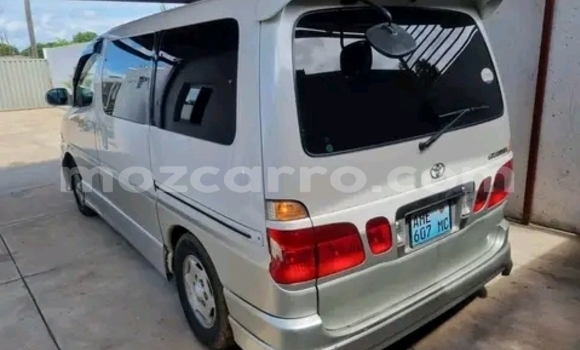 Tenga Tsaru Toyota Granvia Chena Mota in Maputo in Maputo Tenga Tsaru Toyota Granvia Chena Mota in Maputo in Maputo