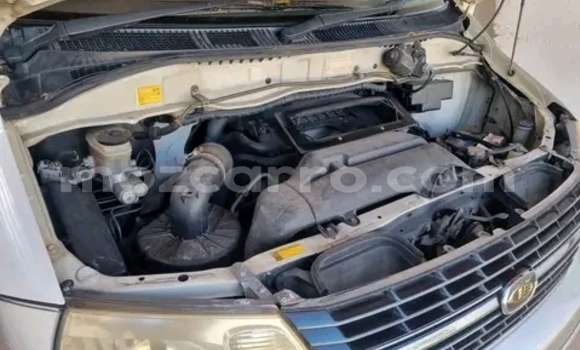 Tenga Tsaru Toyota Granvia Chena Mota in Maputo in Maputo Tenga Tsaru Toyota Granvia Chena Mota in Maputo in Maputo